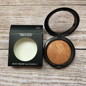 MAC MSF / Mineralized Skinfinish in Comfort